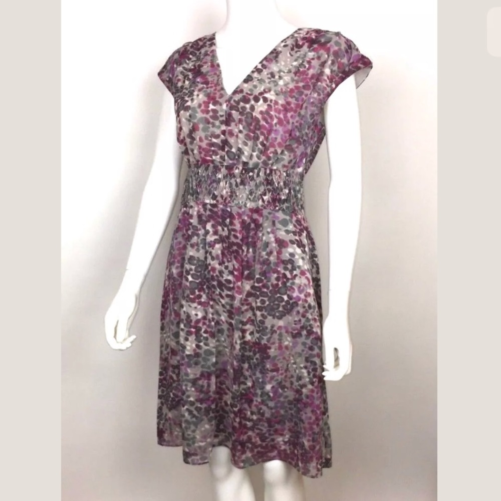 Banana Republic Women’s V-neck Dress, size 2